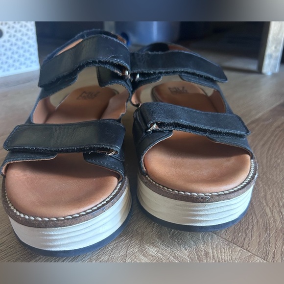 Miz Mooz Leather Adjustable Sport Sandals Violetta Black Size 41 - Picture 3 of 10